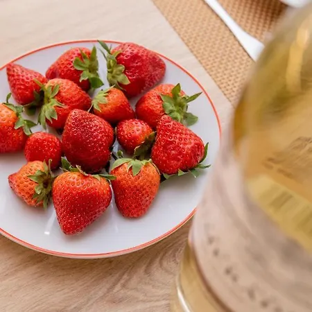 Luxueux 3p. Art Deco + Parking Cannes