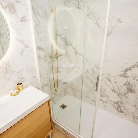 Luxueux 3p. Art Deco + Parking Apartamento