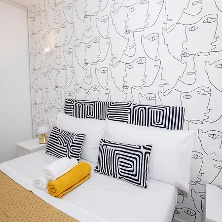 Luxueux 3p. Art Deco + Parking Apartamento