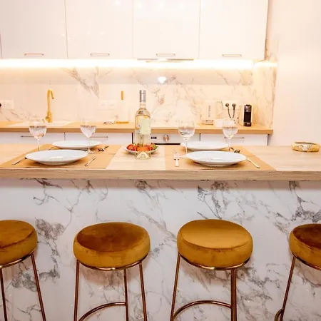 Apartamento Luxueux 3p. Art Deco + Parking