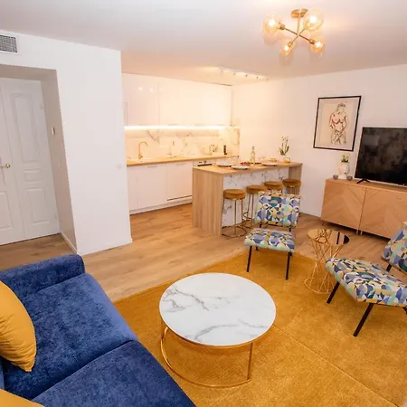 Luxueux 3p. Art Deco + Parking Cannes