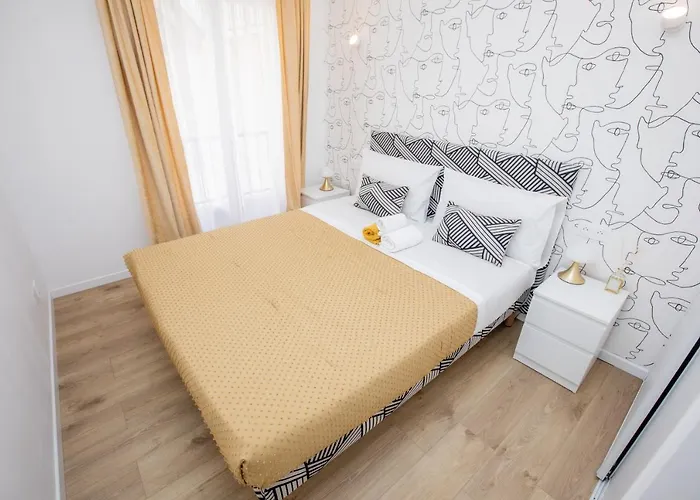 Luxueux 3p. Art Deco + Parking Daire *