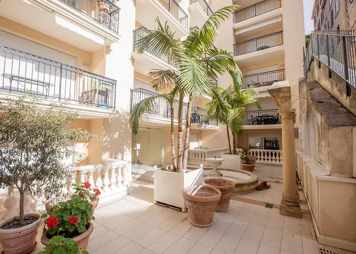 Luxueux 3p. Art Deco + Parking * Cannes